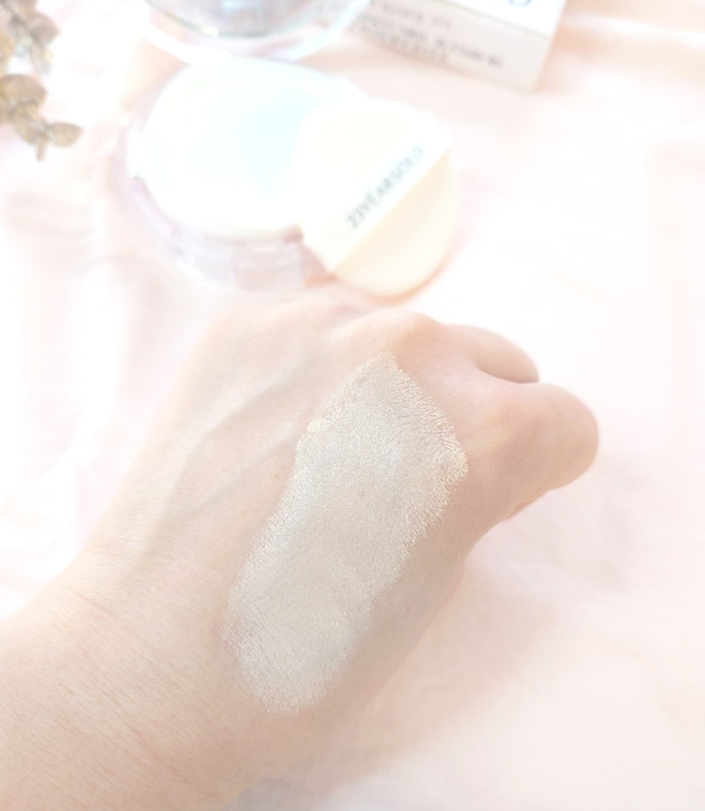 ハートリーフシーンカバークッション/23years old/クッションファンデーションを使ったクチコミ(4枚目)