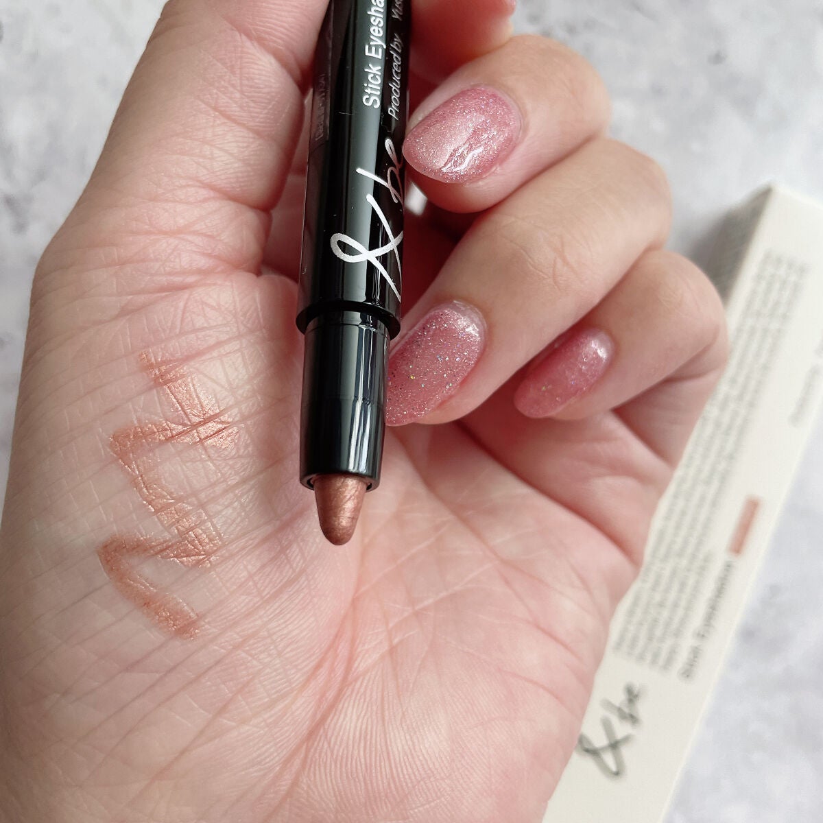 スティックアイシャドウ/&be/スティックアイシャドウを使ったクチコミ(3枚目)