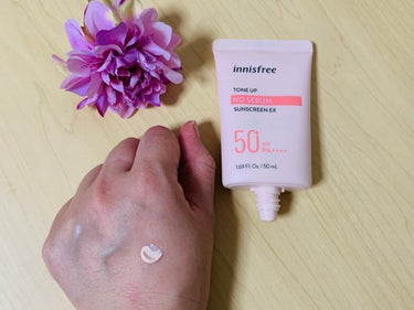 トーンアップ ノーセバム サンスクリーン SPF50+ PA++++/innisfree/日焼け止め・UVケアを使ったクチコミ（2枚目）