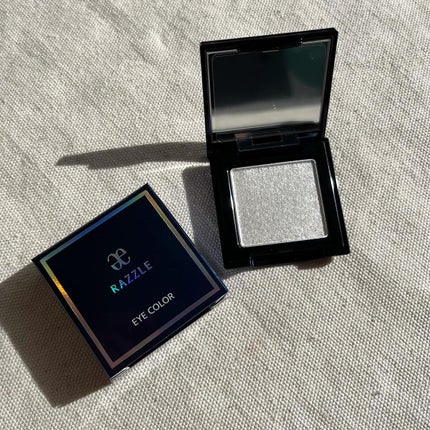 ラズル アイカラー/エレガンス ラズル /単色アイシャドウを使ったクチコミ(1枚目)