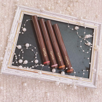 グリームオンフィットシャドウ/excel/スティックアイシャドウを使ったクチコミ(2枚目)