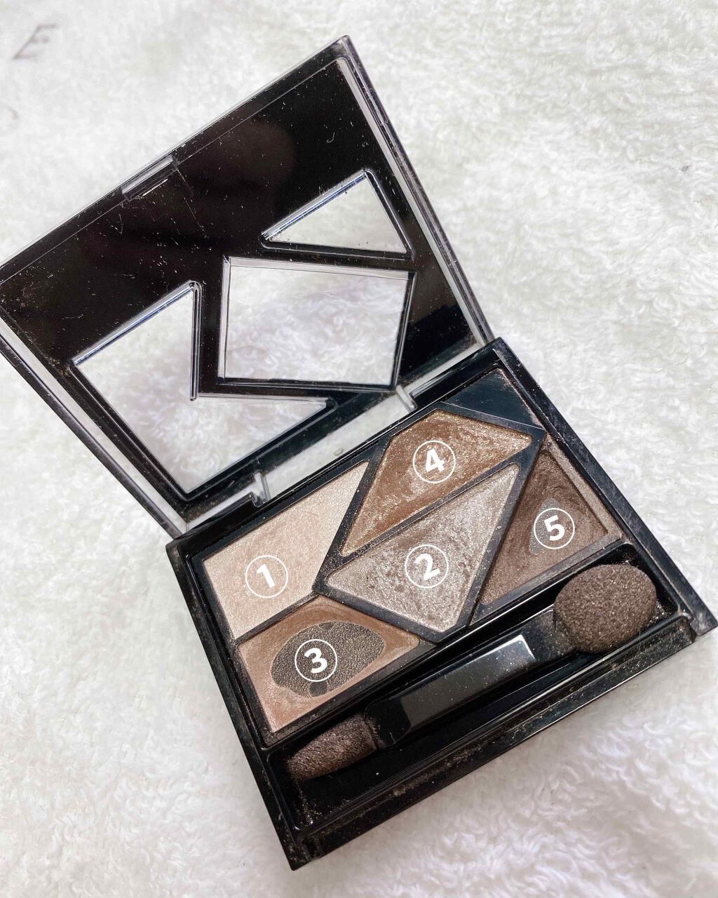 メタルグラマーアイズ/KATE/アイシャドウパレットを使ったクチコミ（2枚目）