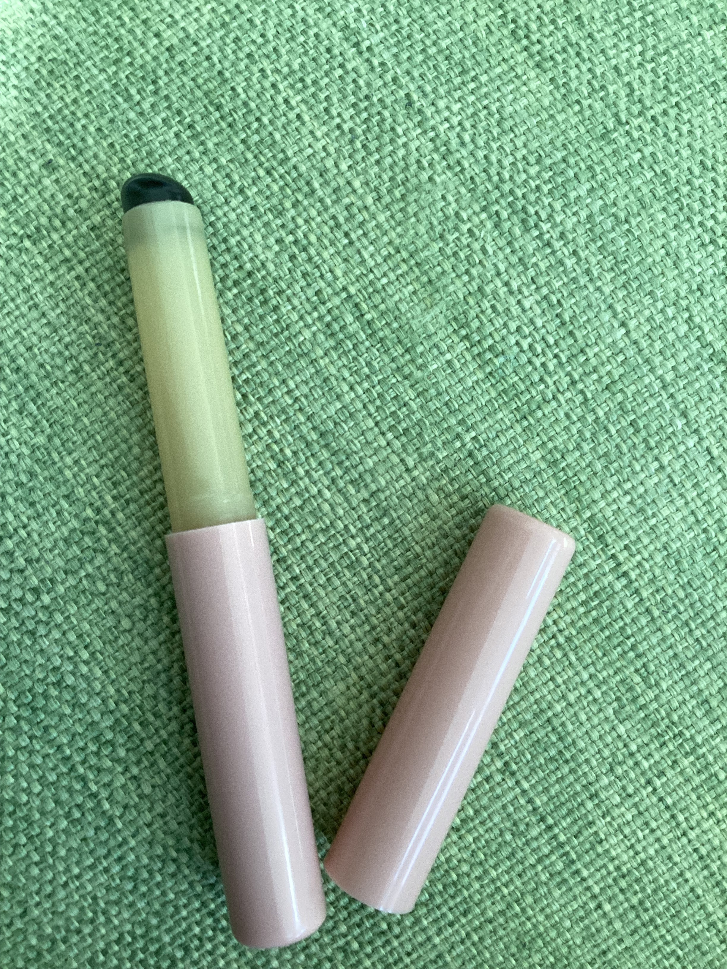 シリコーンリップブラシ/DAISO/メイクブラシを使ったクチコミ（1枚目）