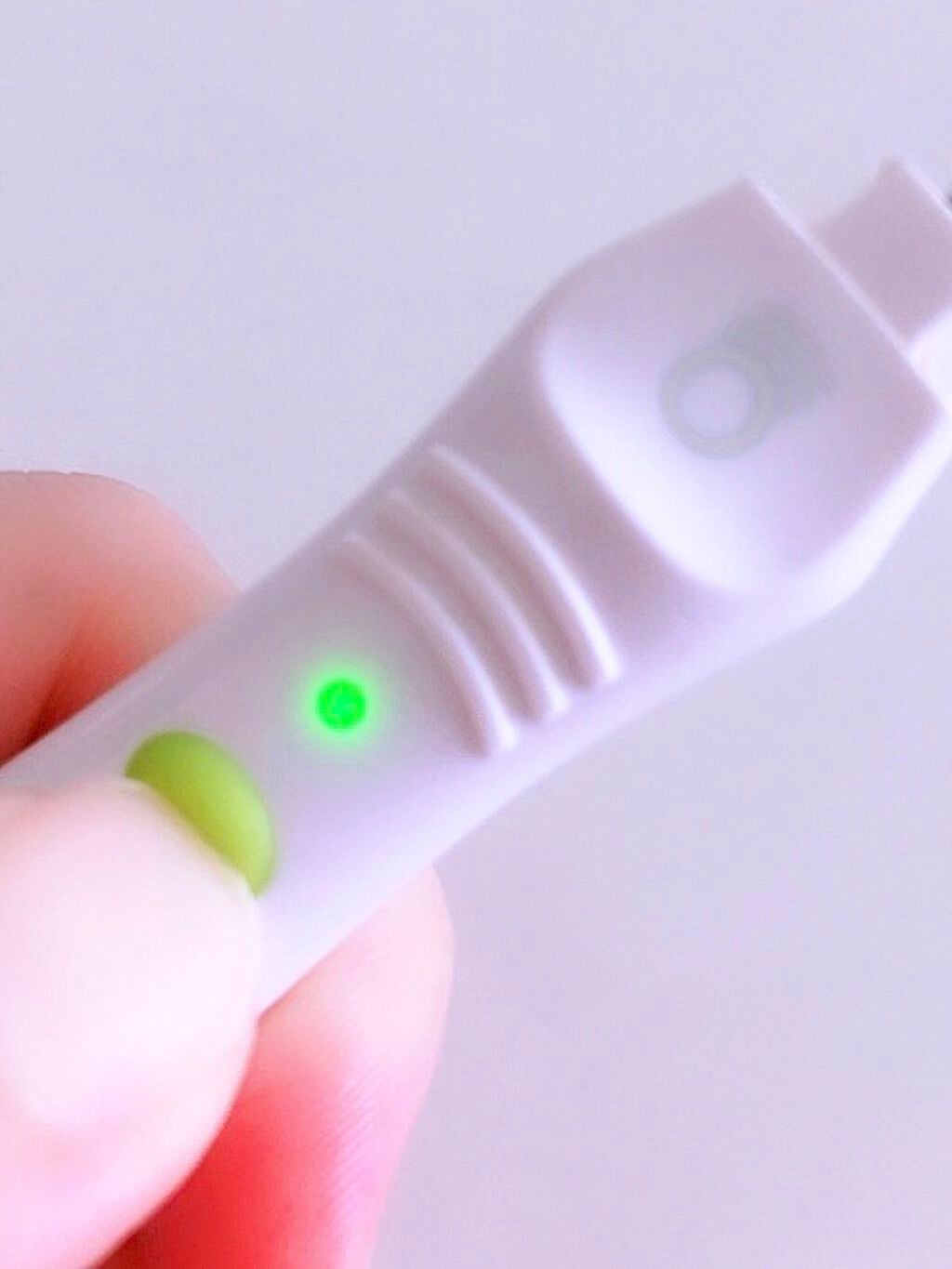 イオン歯ブラシ ionic(アイオニック)/アイオニック/歯ブラシを使ったクチコミ(2枚目)