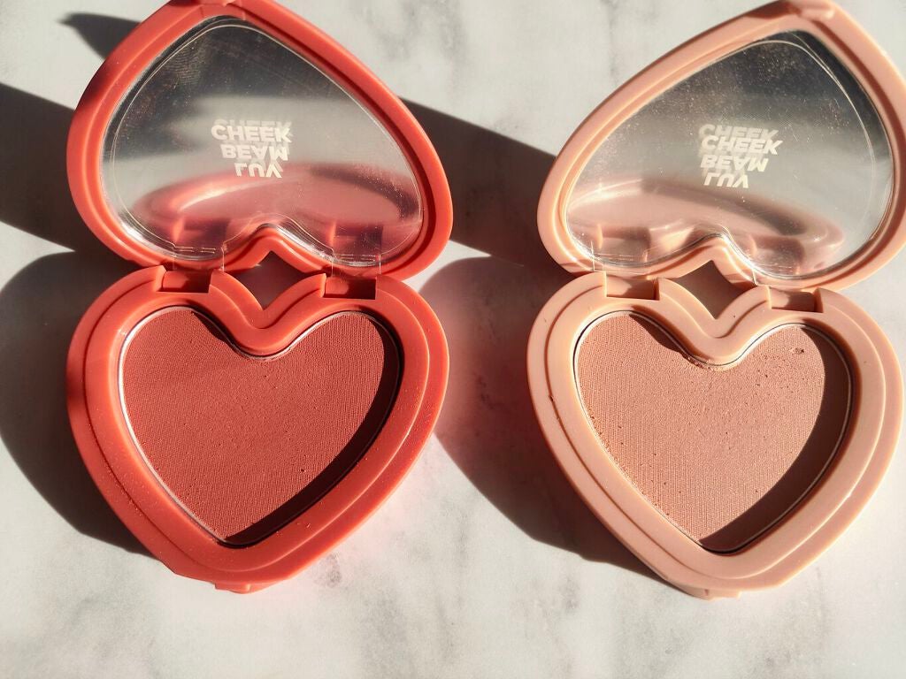 Luv Beam Cheek/lilybyred/パウダーチークを使ったクチコミ(4枚目)