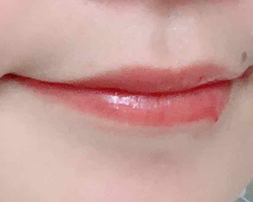 ニベア リッチケア＆カラーリップ/ニベア/リップクリームを使ったクチコミ（3枚目）