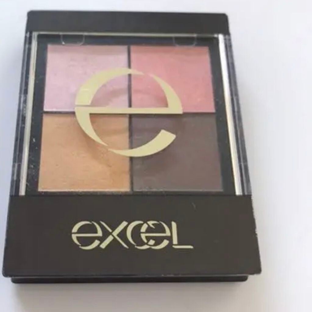 リアルクローズシャドウ/excel/アイシャドウパレットを使ったクチコミ(1枚目)