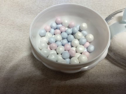 サムシングピュアブルー フェイス&ボディパウダー/JILL STUART/ルースパウダーを使ったクチコミ(3枚目)