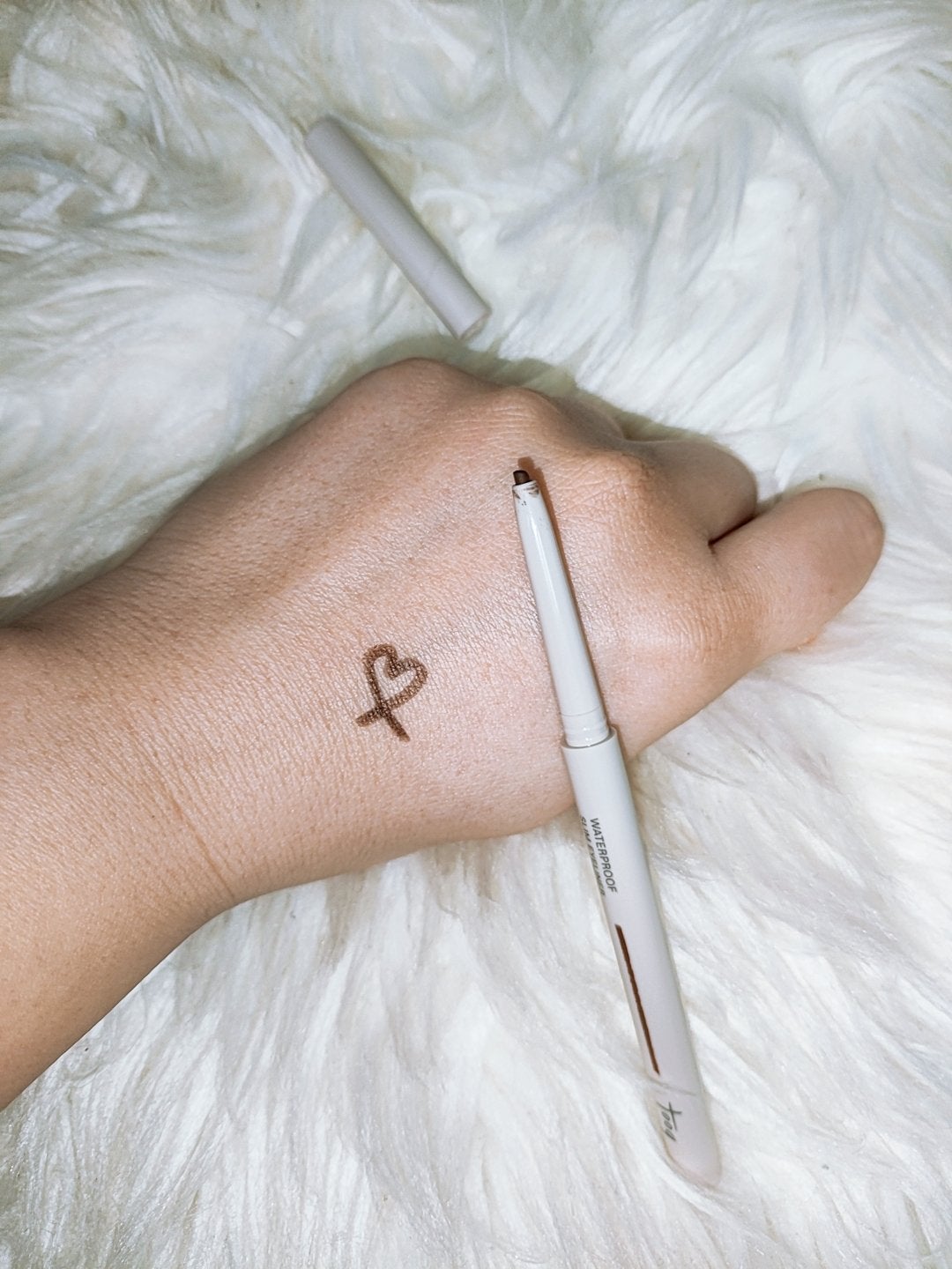 ウォータープルーフ スリム アイライナー/Tooq/ジェルアイライナーを使ったクチコミ(3枚目)