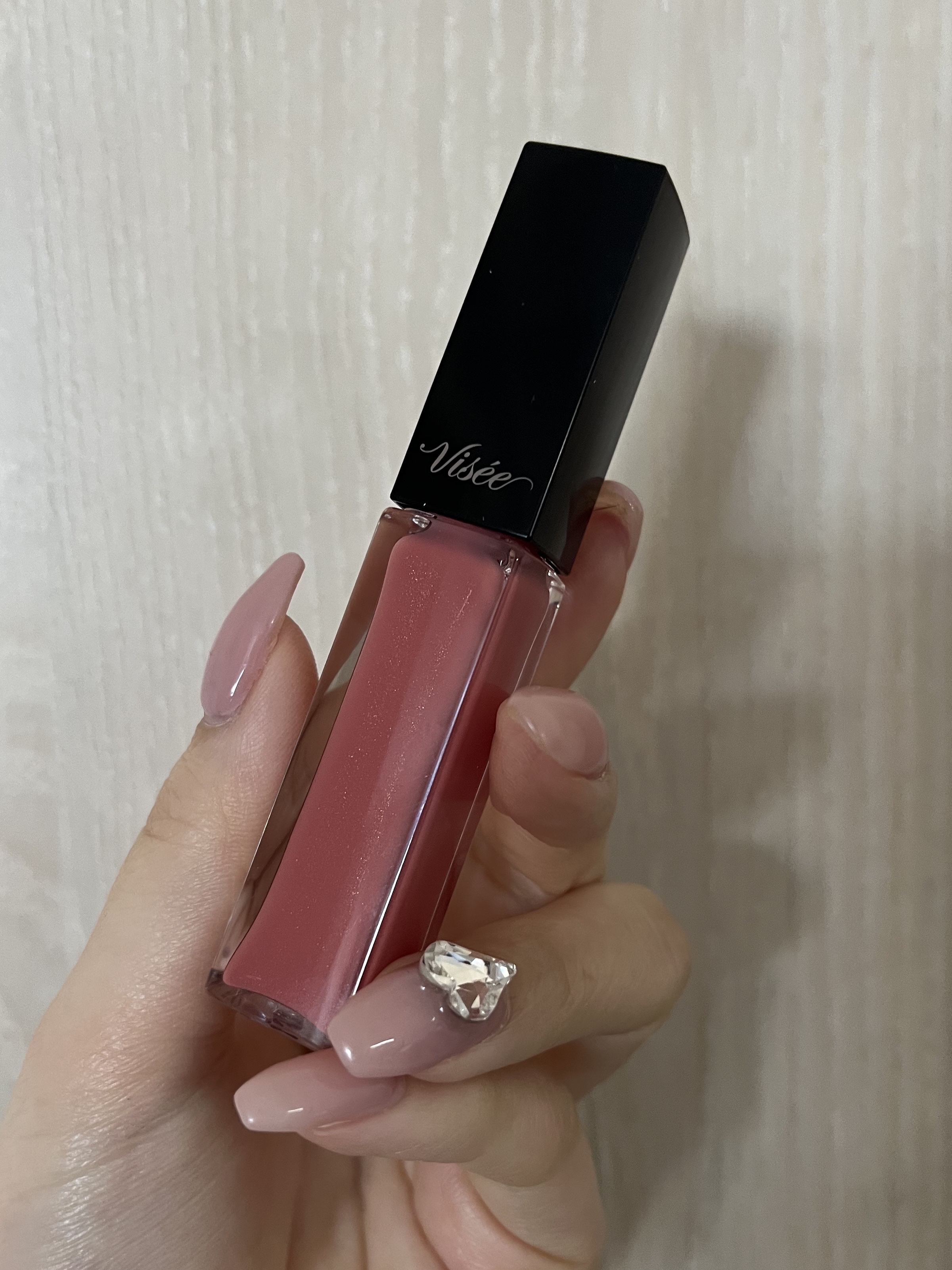 エッセンス リッププランパー BE300 ベージュピンク/Visée/リッププランパーを使ったクチコミ（2枚目）