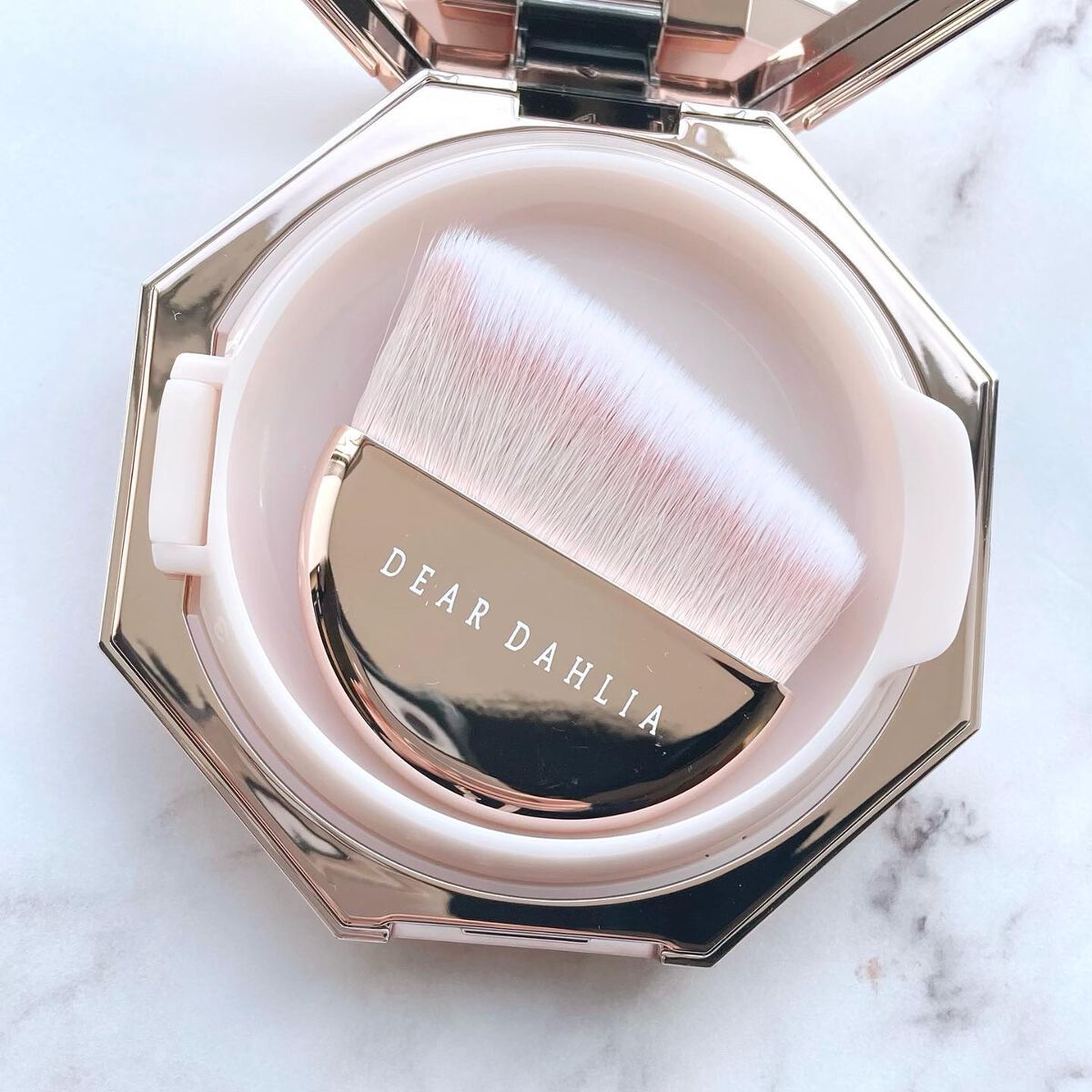 ブルーミング エディション エンドレス グロー イルミネーター サンリット/DEAR DAHLIA/パウダーハイライトを使ったクチコミ（2枚目）