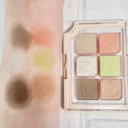 FLOWER LETTER SIX COLOR EYE SHADOW/xixi/パウダーアイシャドウを使ったクチコミ(6枚目)