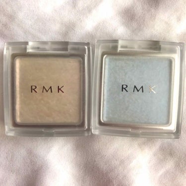 RMK (アールエムケー) グロージェル 01 ピンク 02ブルー 各1.5g 2367円

こちらはRMKのSSコレクション限定商品(2018.1.5〜発売)です。

アイシャドウ・またフェイスカラー