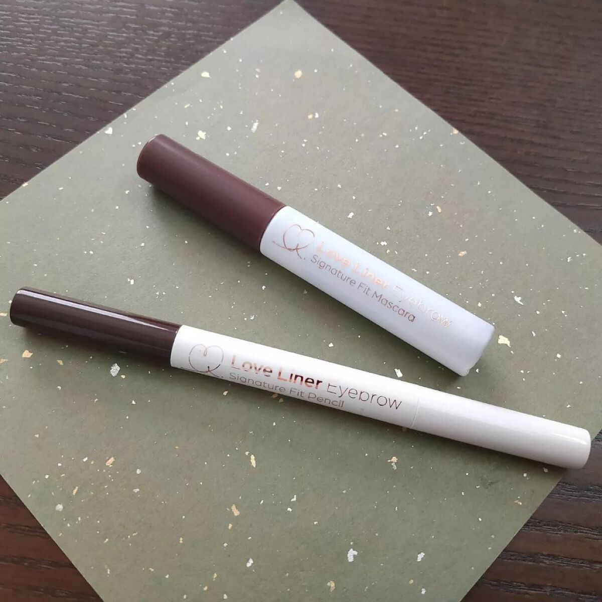 ラブ・ライナー　シグネチャーフィットマスカラ＜アイブロウ＞ カプチーノブラウン/ラブ・ライナー/眉マスカラを使ったクチコミ（2枚目）