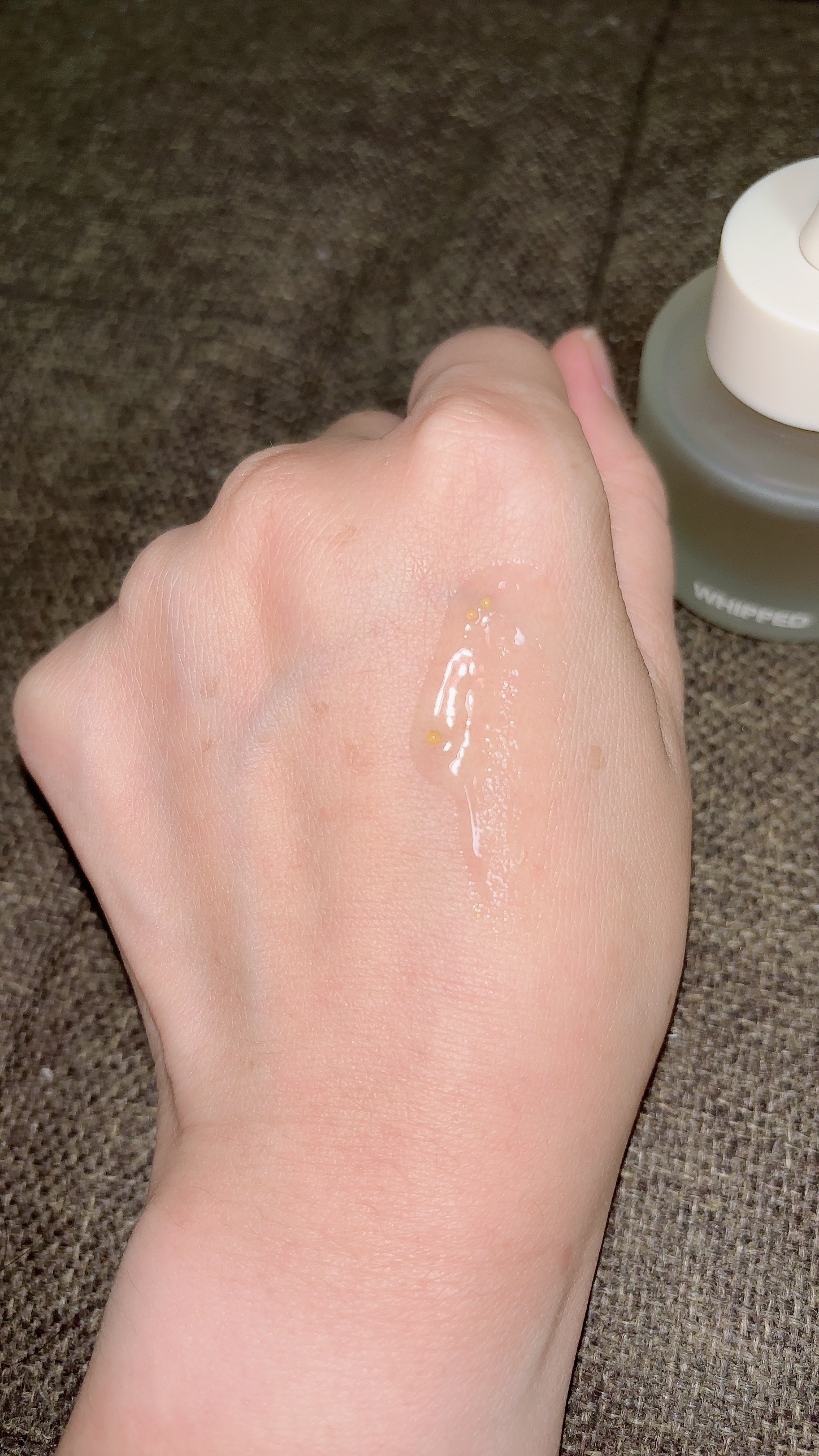 WHIPPED ホイップドユジャモンヴィーガンビタシロップアンプルのクチコミ「こちらヴィーガンビタシロップアンプルは、くすんでシミの目立つようなお肌に集中シミケアの叶えられ.....」（3枚目）