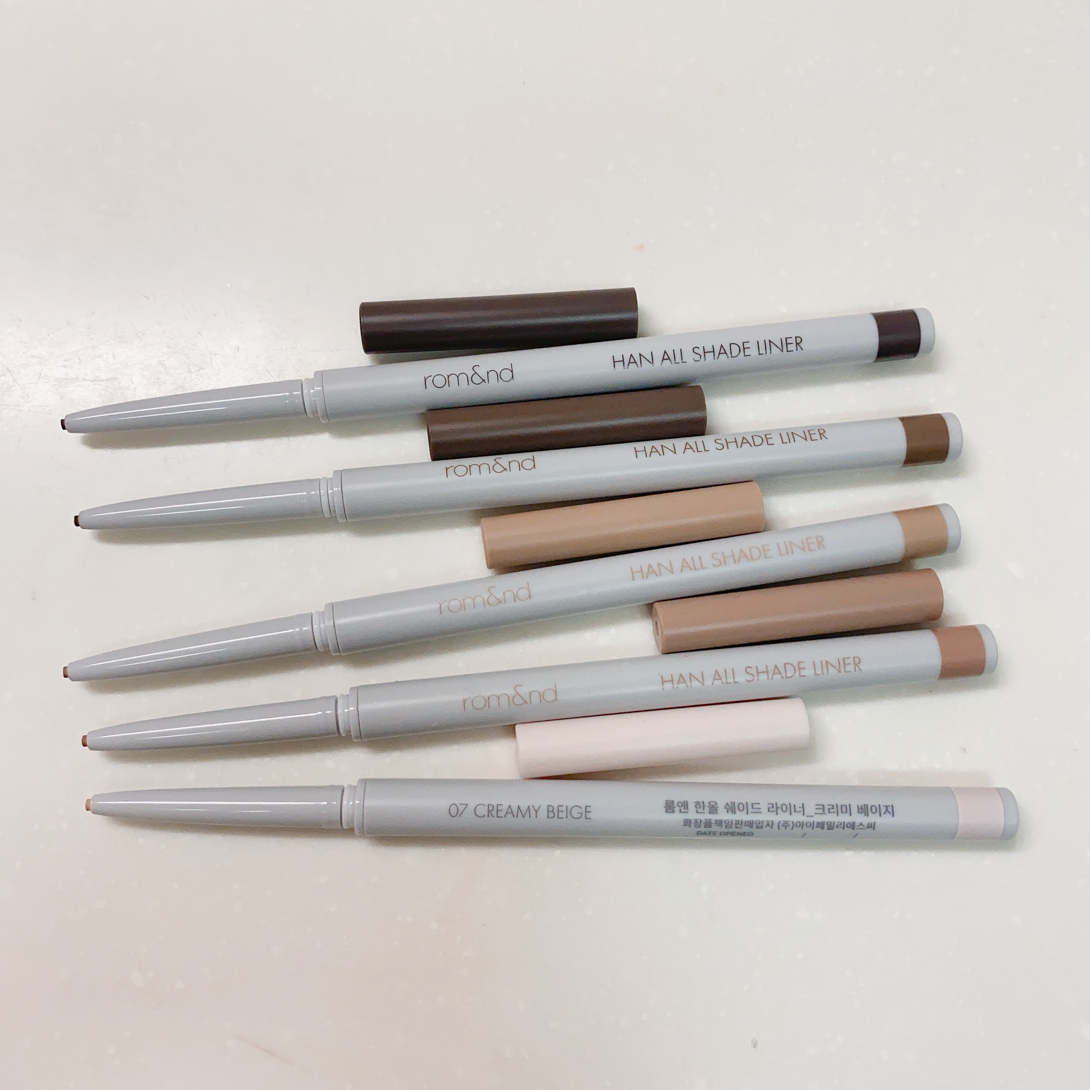 ハンオールシェードライナー 06 フェイドアッシュ/rom&nd/ペンシルアイライナーを使ったクチコミ（3枚目）