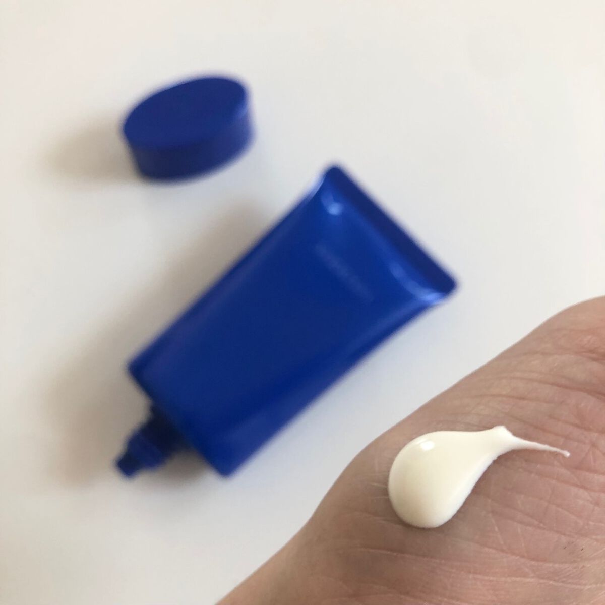 クリアウェルネス ＵＶエッセンスジェル/雪肌精/日焼け止めジェルを使ったクチコミ（2枚目）