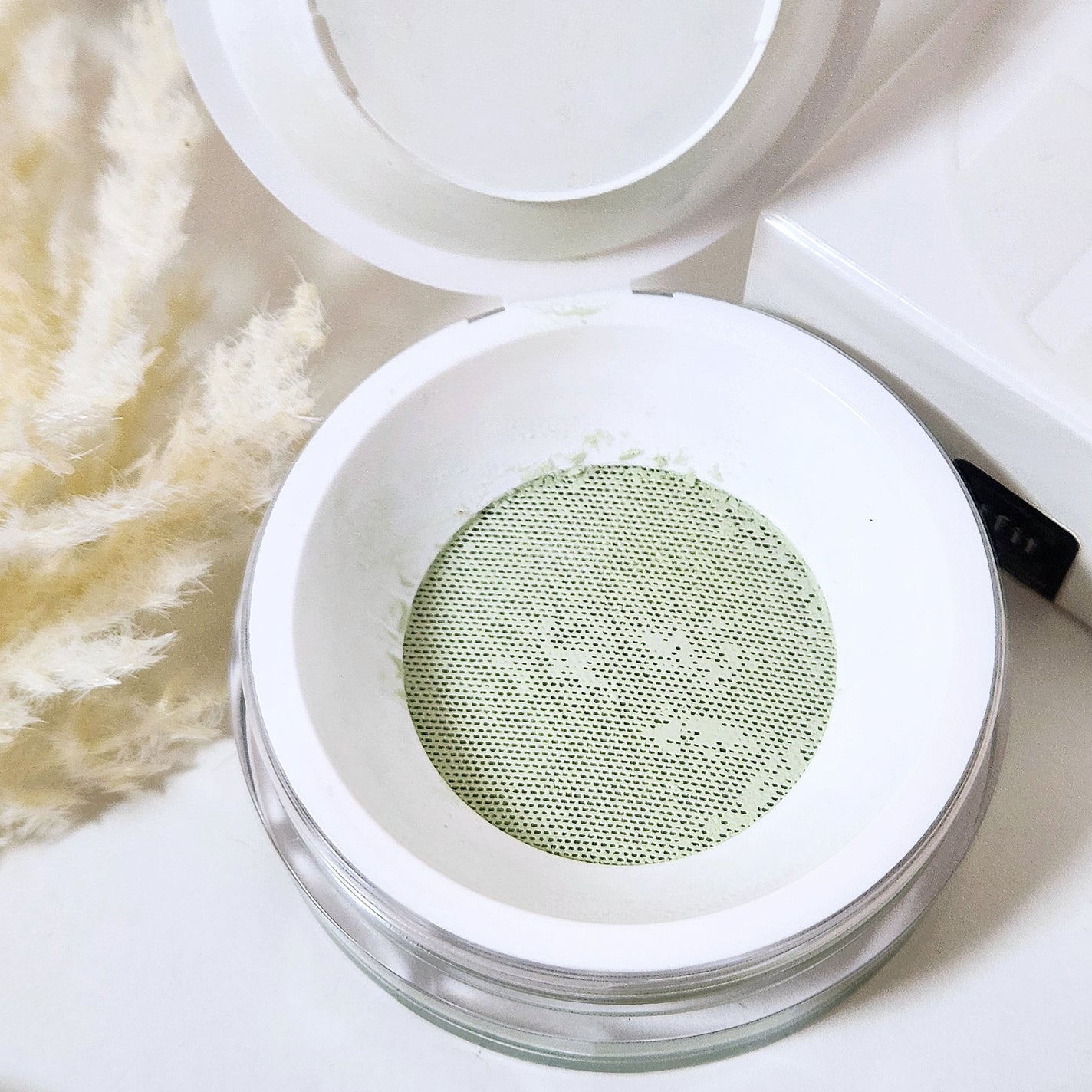 トランスルーセントセットフィニッシングパウダー/TFIT/ルースパウダーを使ったクチコミ(2枚目)