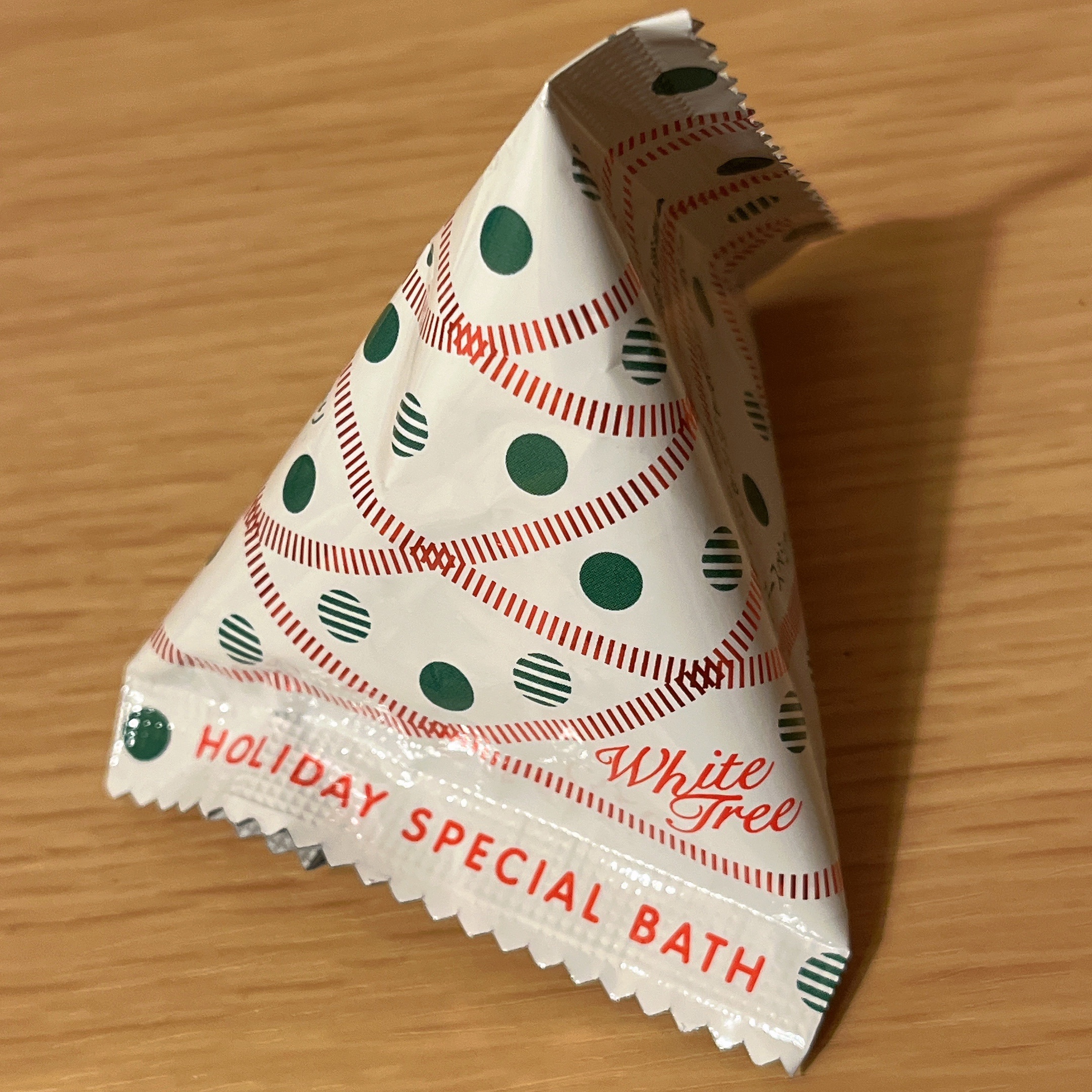 charley オンセン ジャポンジャポン ゆずのクチコミ「オンセン ジャポンジャポン 

香りは違うけど…！

ホワイトの入浴剤で
森の香りって書いてあ.....」（1枚目）