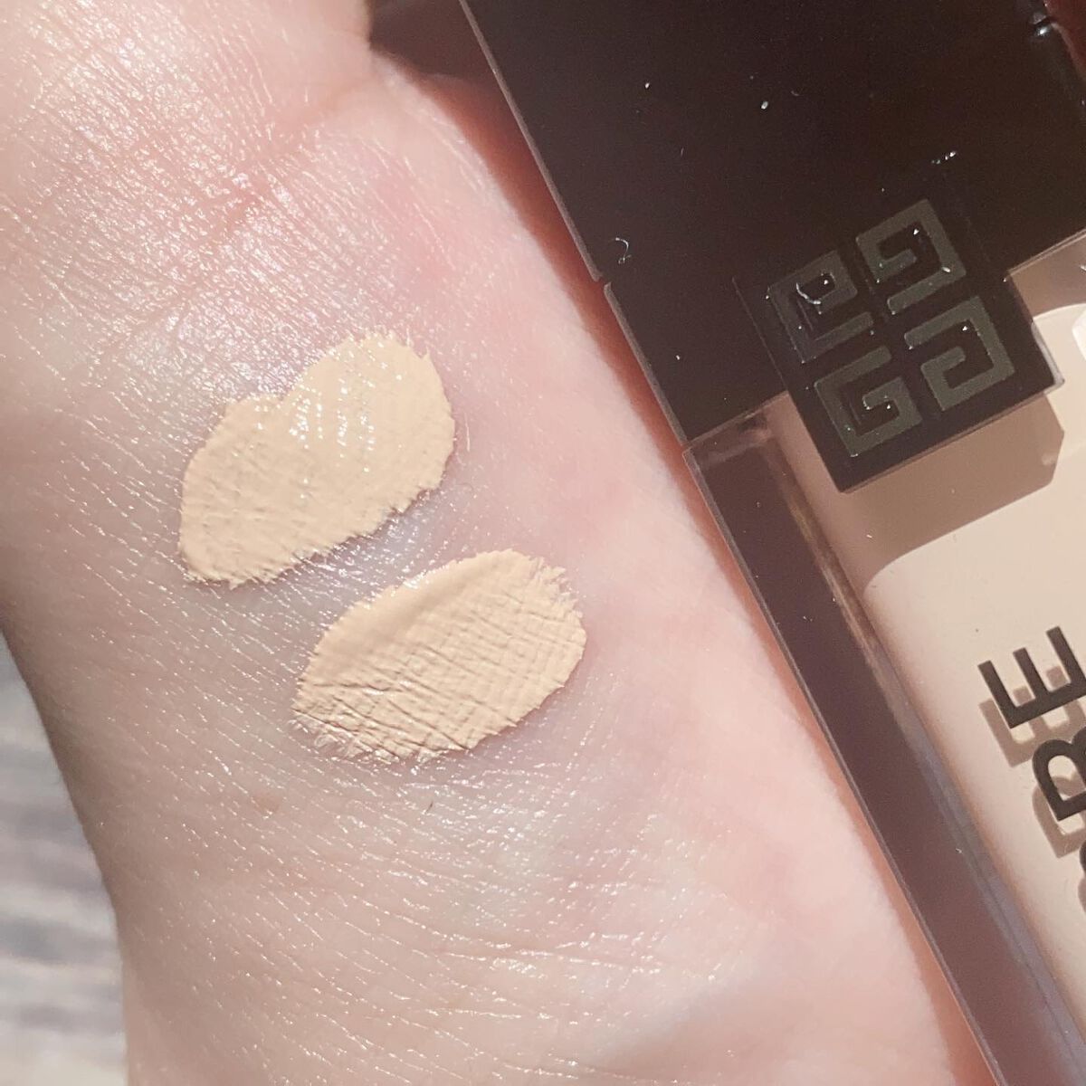 プリズム・リーブル・スキンケアリング・コンシーラー/GIVENCHY/リキッドコンシーラーを使ったクチコミ（3枚目）