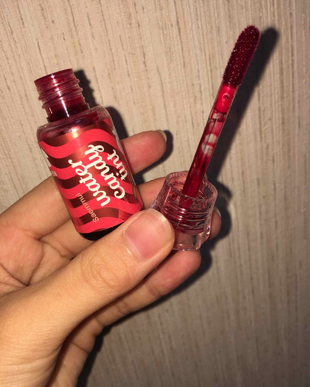 ウォーター キャンディー ティント/the SAEM/リップティントを使ったクチコミ（2枚目）