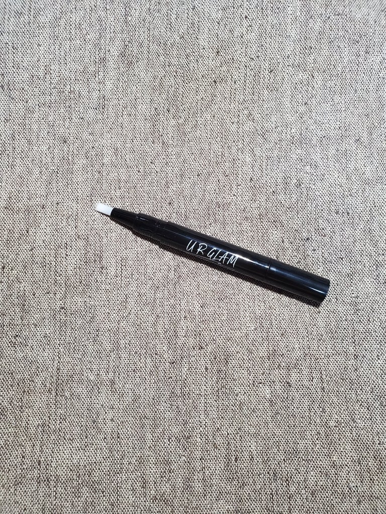 UR GLAM COVER&HIGHLIGHT CONCEALER/U R GLAM/リキッドコンシーラーを使ったクチコミ(3枚目)