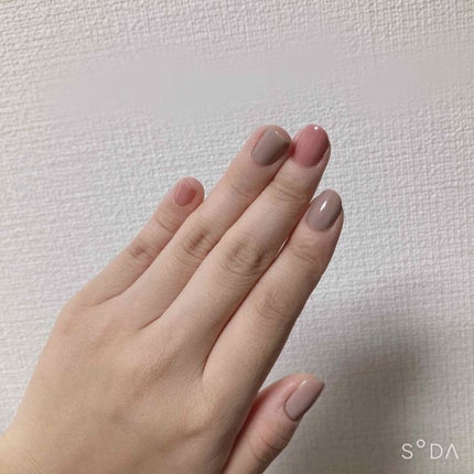 カラフルネイルズ/キャンメイク/マニキュアを使ったクチコミ(3枚目)