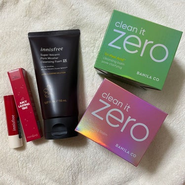 
スタイルコリアン購入品💕

1枚目の写真
12月購入品
･BANILA CO
 Clean It Zero Cleansing Balm Pore Clarifying 
緑色のパッケージのクレンジン