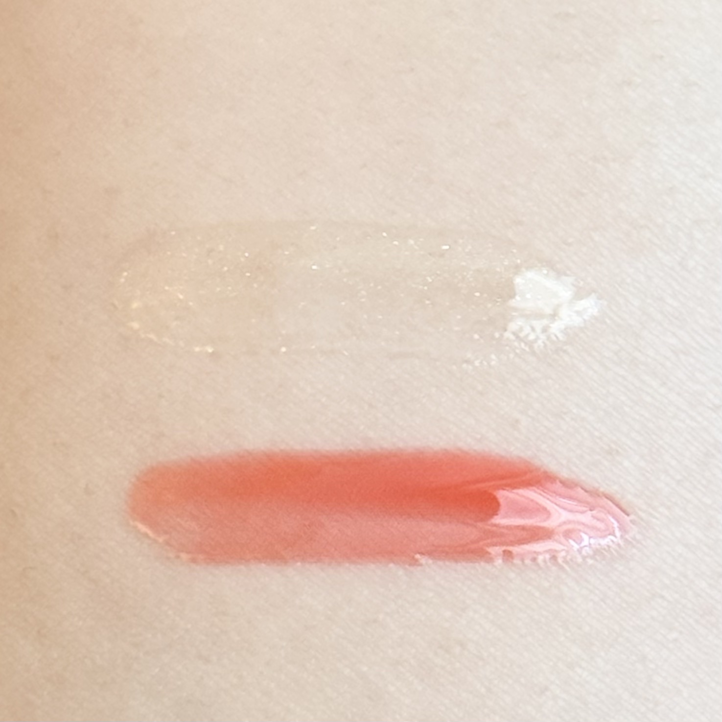 ジューシーベリープランピングリップオイル/TOCOBO/リップグロスを使ったクチコミ（3枚目）