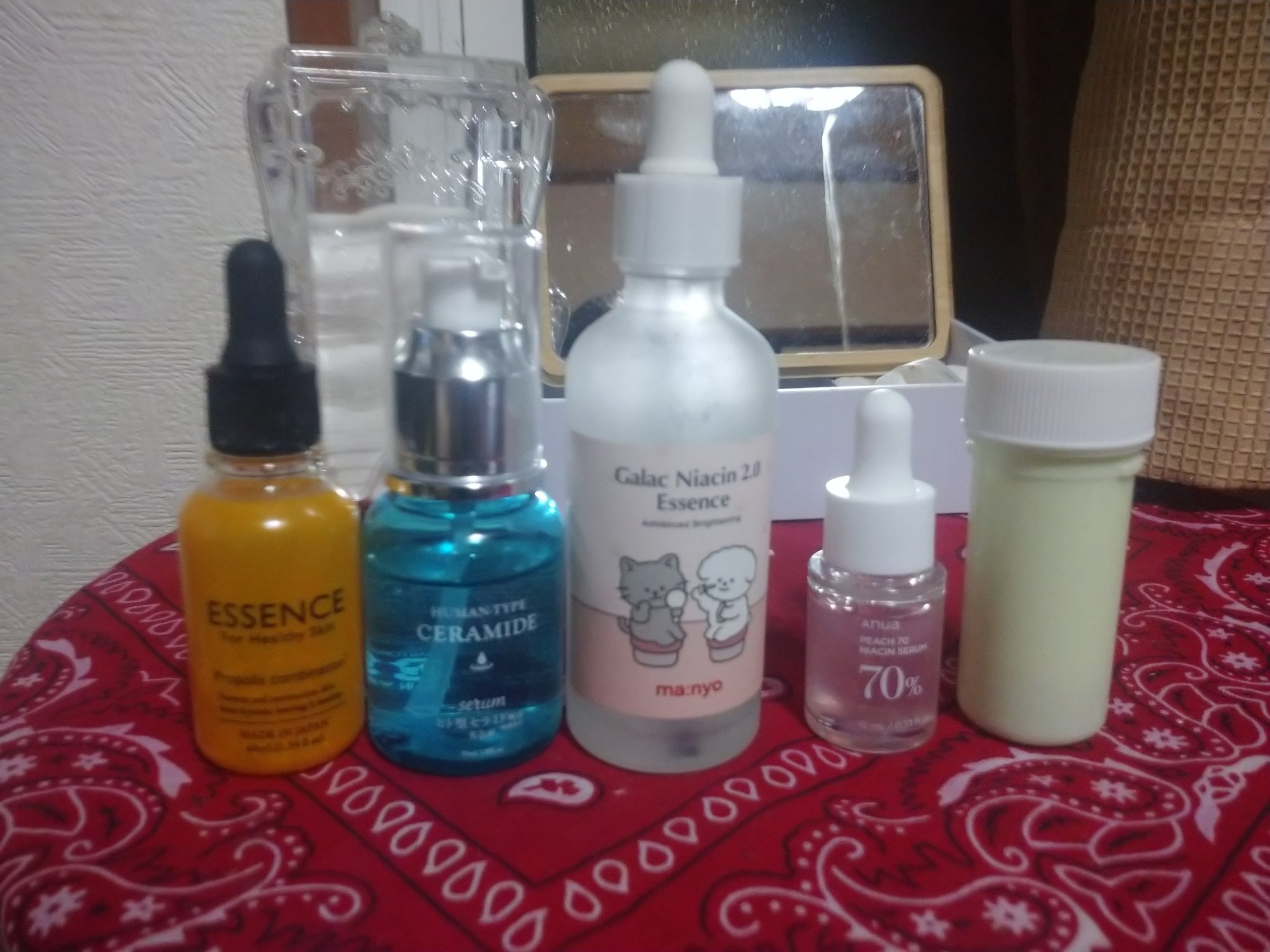 ガラクナイアシン2.0エッセンス/manyo/美容液を使ったクチコミ（3枚目）