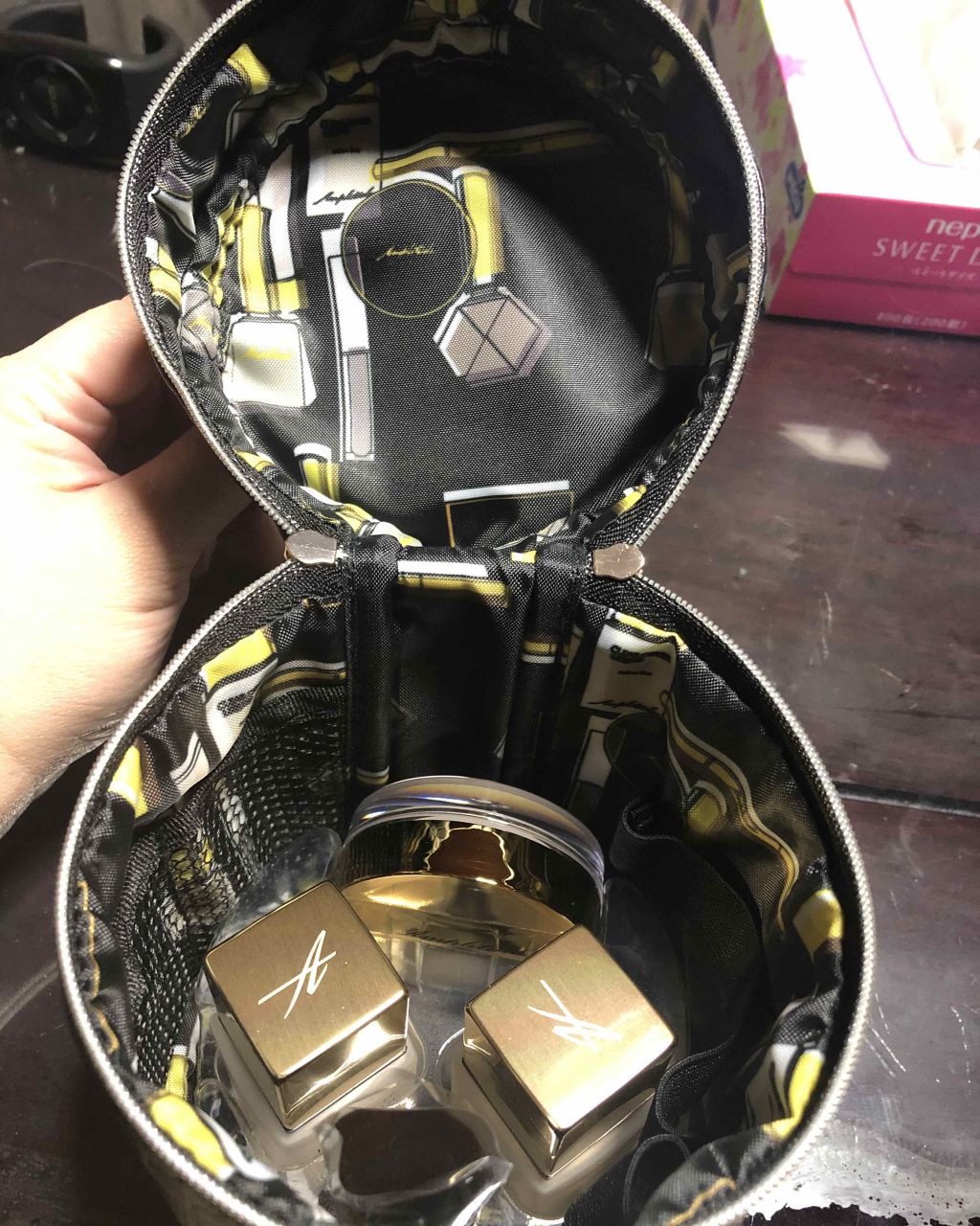 アンプルラブ フォーアイズ ホリデーリミテッド/Amplitude/アイシャドウパレットを使ったクチコミ(4枚目)