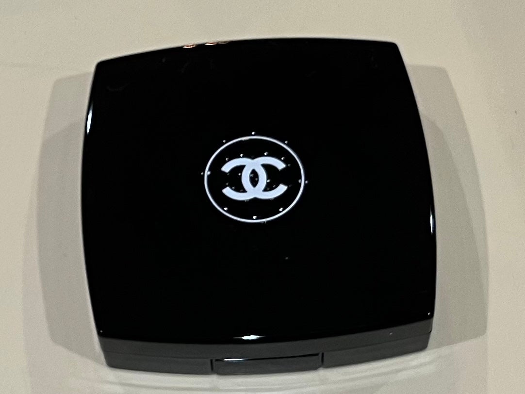 レ キャトル オンブル/CHANEL/アイシャドウパレットを使ったクチコミ(3枚目)