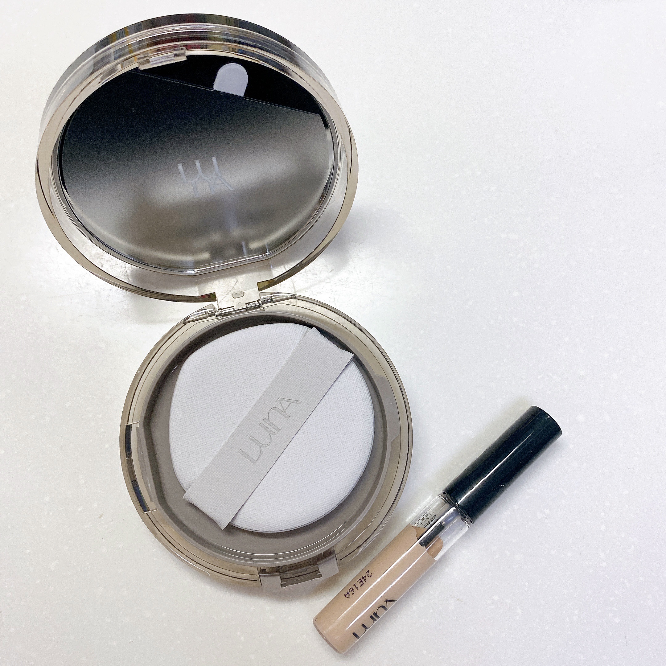 ブラーカバークッション ミニコンシーラー+キーリング付きクッションセット 1.5 ペタル/LUNA/クッションファンデーションを使ったクチコミ（3枚目）