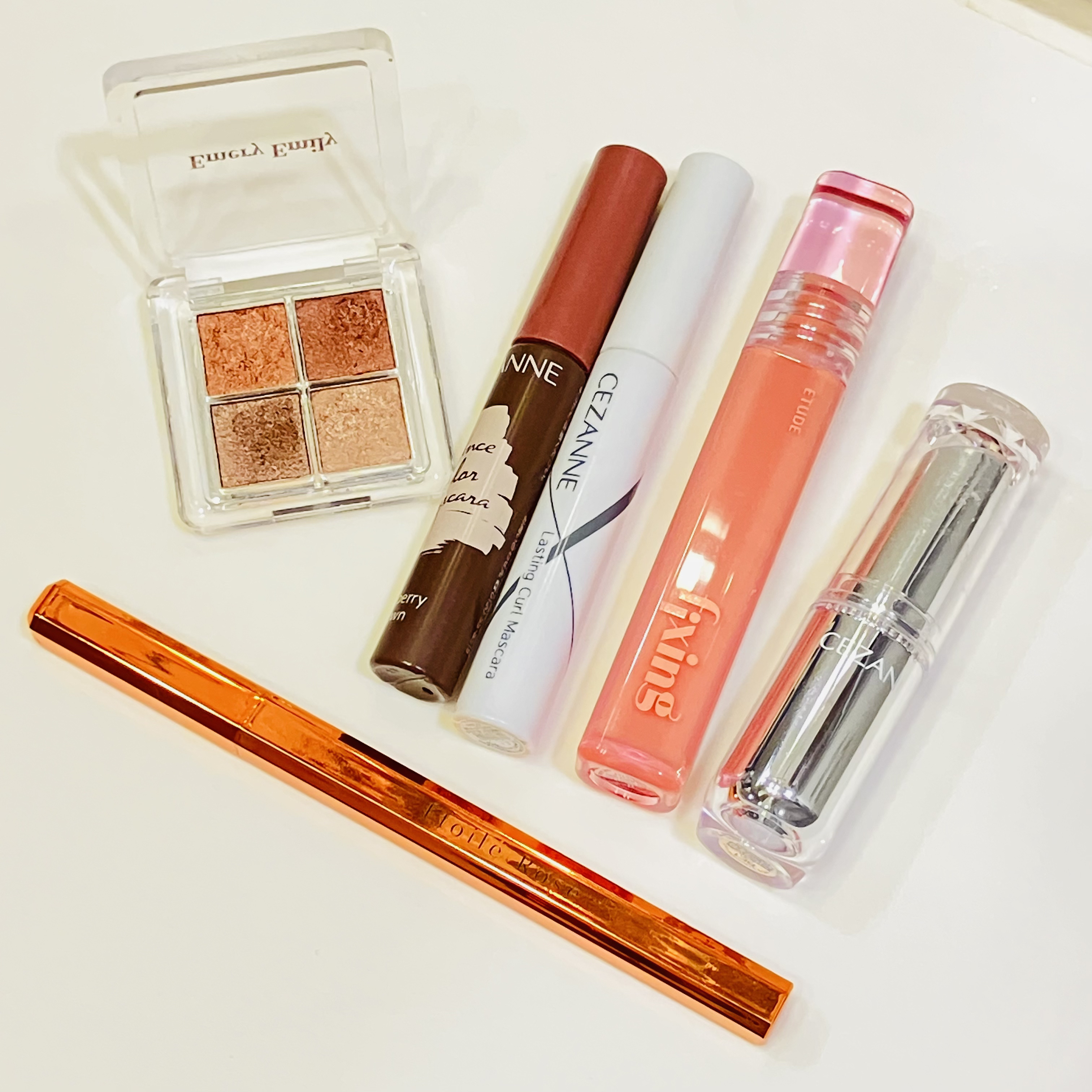 ラスティンググロスリップ/CEZANNE/口紅を使ったクチコミ（1枚目）