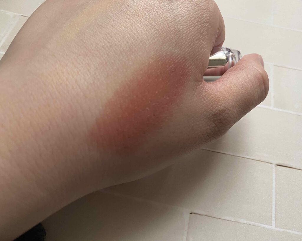 ラスティンググロスリップ/CEZANNE/口紅を使ったクチコミ(2枚目)