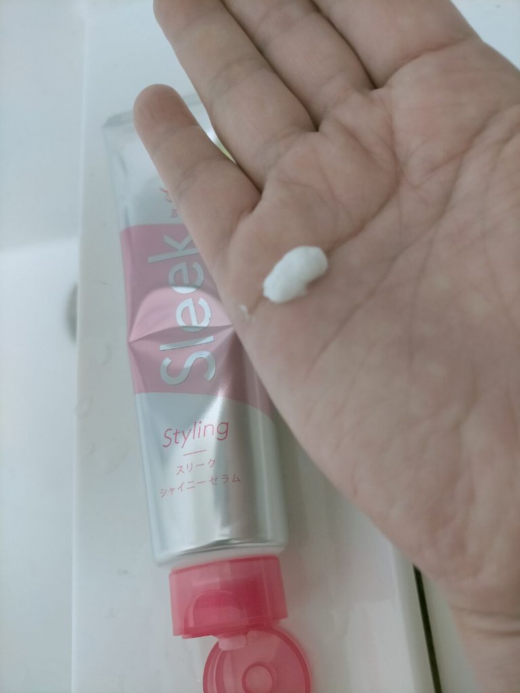 Sleek by Sarasalon シャイニーセラム /スリーク by サラサロン/その他スタイリングを使ったクチコミ（1枚目）