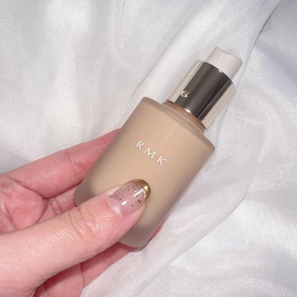 RMK リクイドファンデーション フローレスカバレッジ/RMK/リキッドファンデーションを使ったクチコミ(2枚目)