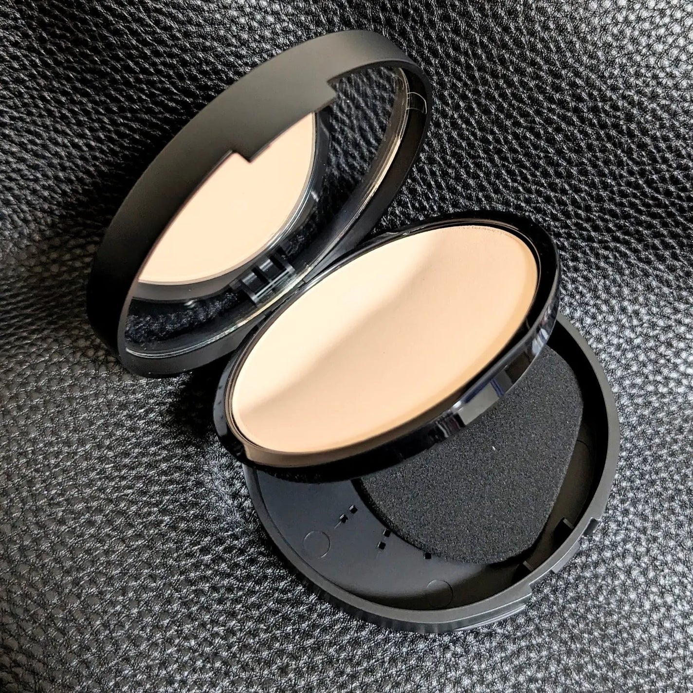 ベアプロ 16HR パウダー ファンデーション/bareMinerals/パウダーファンデーションを使ったクチコミ(3枚目)