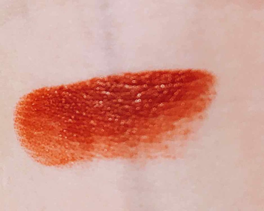 ルージュ アンリミテッド アンプリファイド マット<2019年クリスマスコフレ限定>/shu uemura/口紅を使ったクチコミ(2枚目)