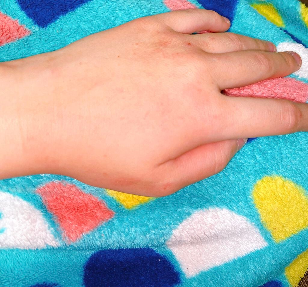 薬用ハンド&フィンガー/ヴァセリン/ハンドクリームを使ったクチコミ(2枚目)