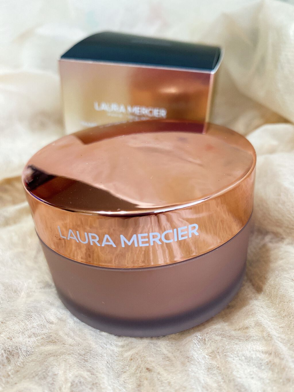 トランスルーセント ルース セッティング パウダー ライトキャッチャー/ローラ メルシエ/ルースパウダーを使ったクチコミ（1枚目）