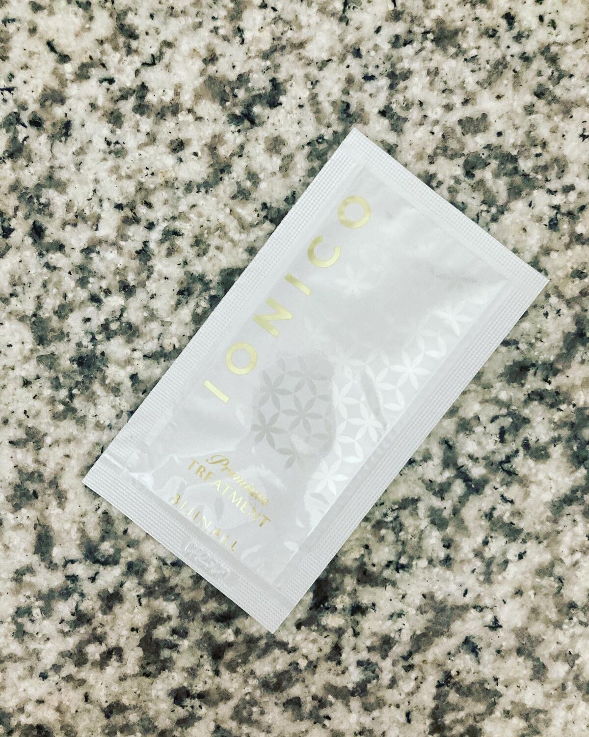 プレミアム ボンドメンテシャンプー/ボンドメンテトリートメント/IONICO/市販シャンプーを使ったクチコミ(3枚目)