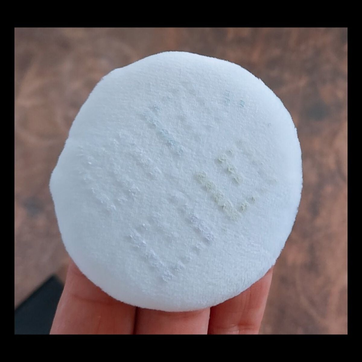 プリズム・リーブル/GIVENCHY/ルースパウダーを使ったクチコミ(3枚目)