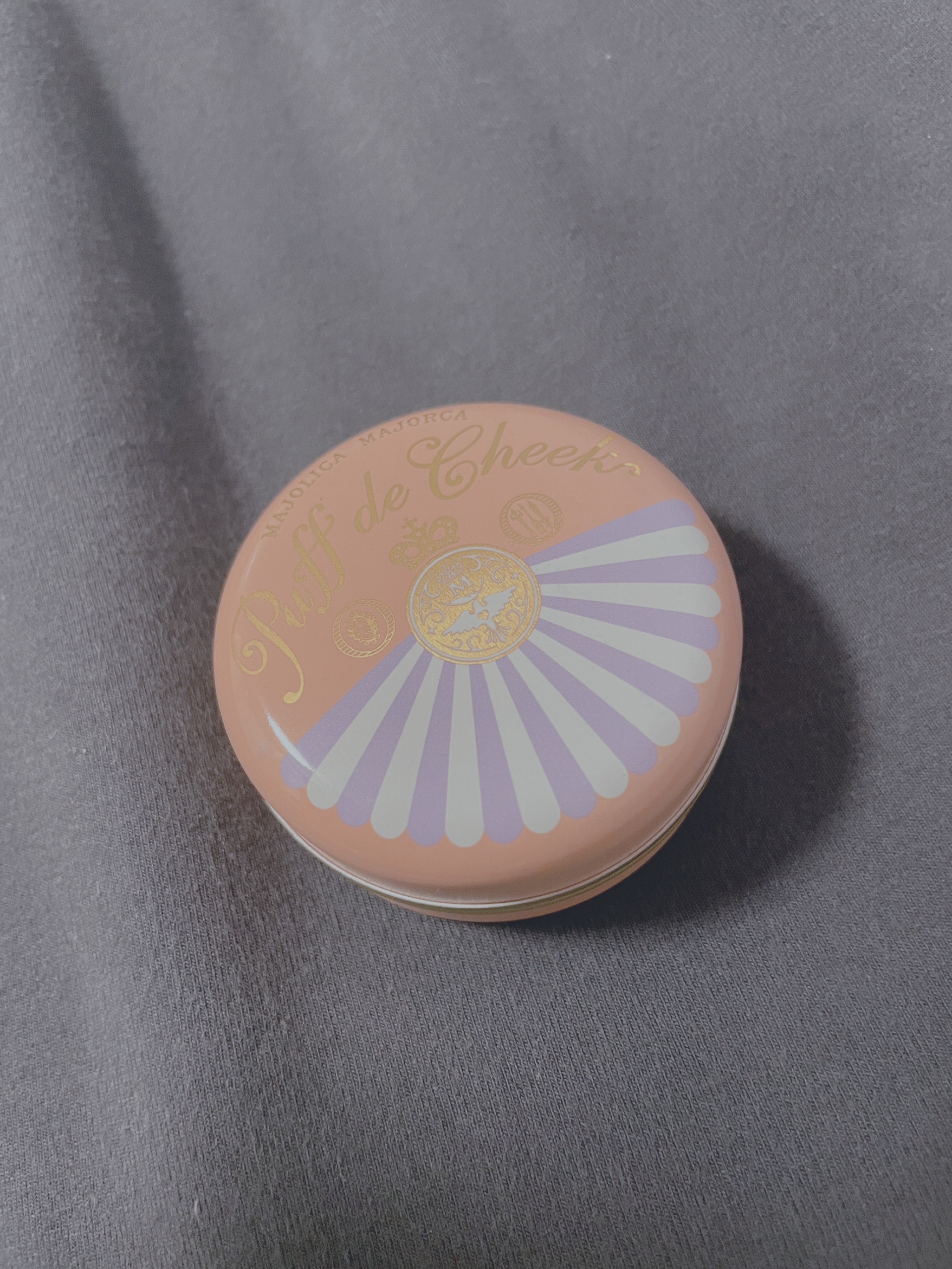 パフ・デ・チーク RD414 チェリーマカロン/MAJOLICA MAJORCA/パウダーチークを使ったクチコミ（1枚目）