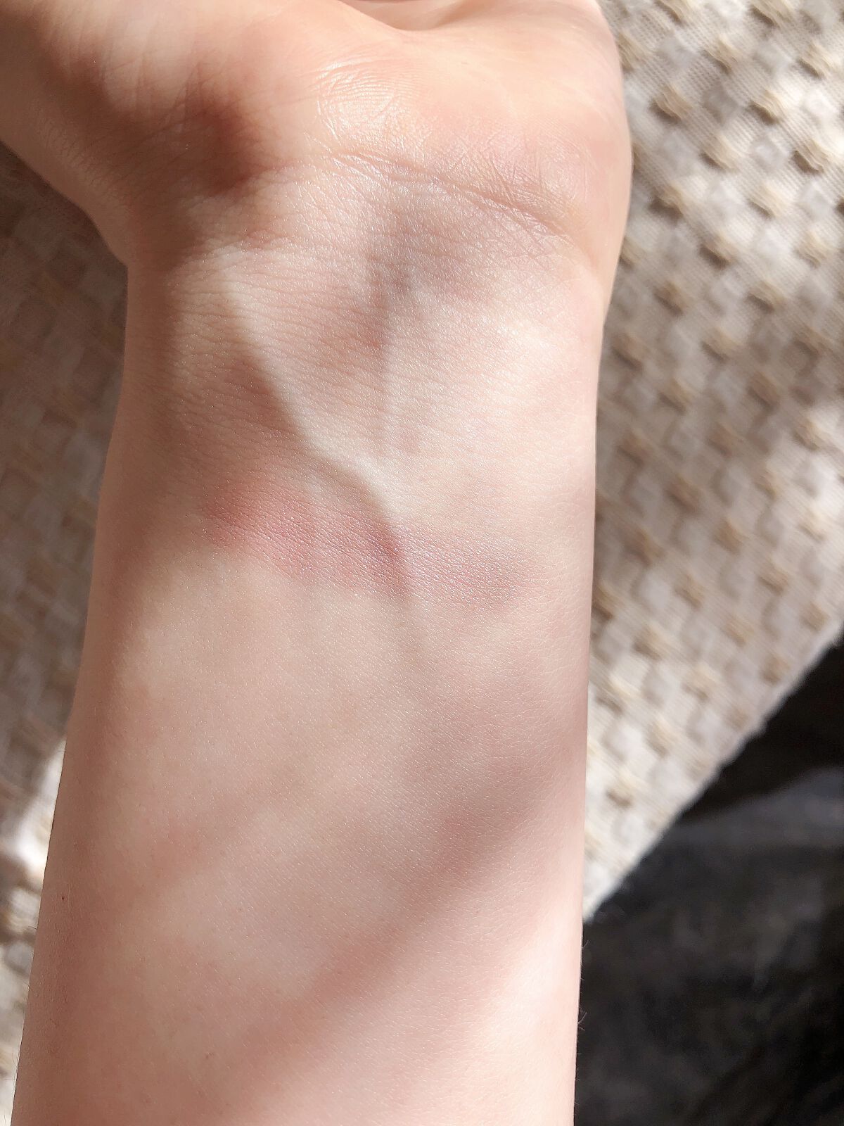 アディクション ザ アイシャドウ パール/ADDICTION/単色アイシャドウを使ったクチコミ(4枚目)