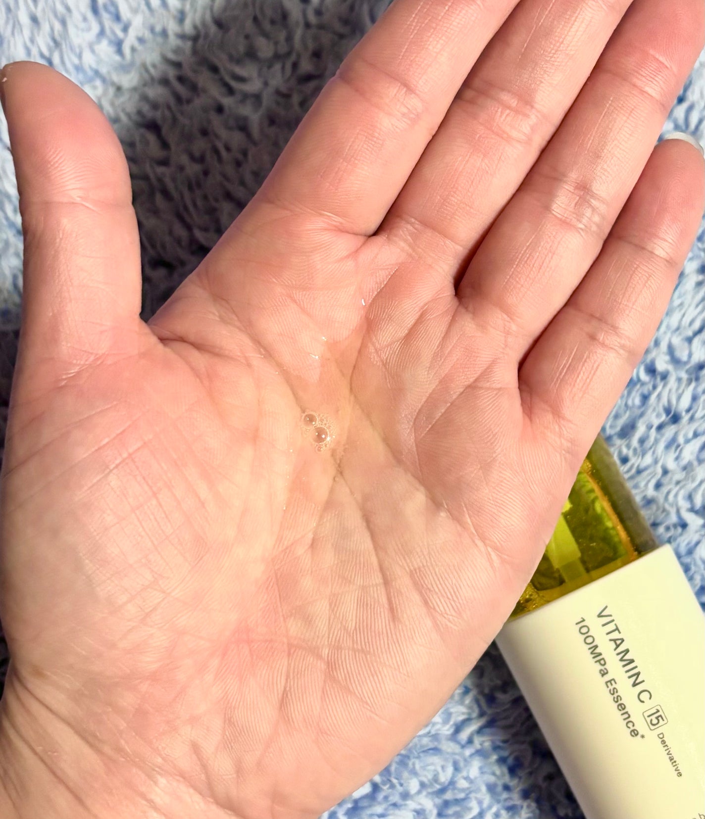 V エッセンス/unlabel/美容液を使ったクチコミ(4枚目)