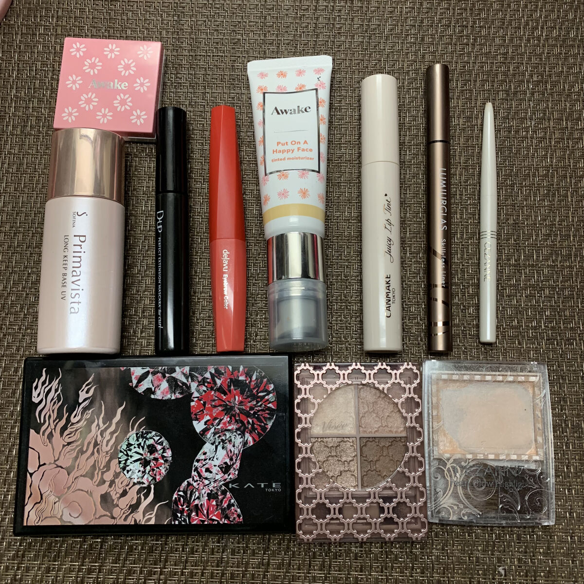 プットオンアハッピーフェイス ティンティド モイスチュアライザー/Awake/CCクリームを使ったクチコミ（3枚目）