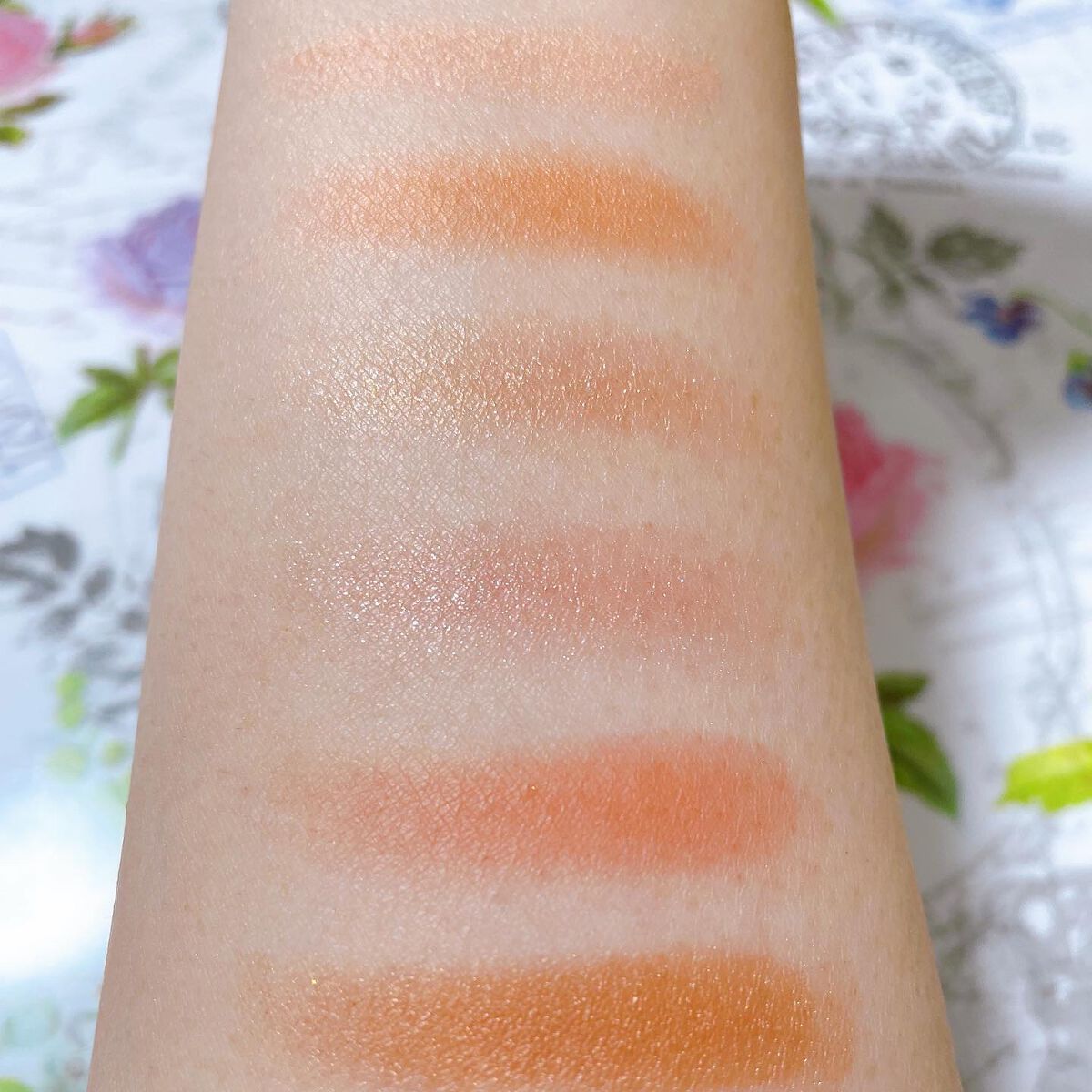 アイカラーパレット/heme/アイシャドウパレットを使ったクチコミ(2枚目)