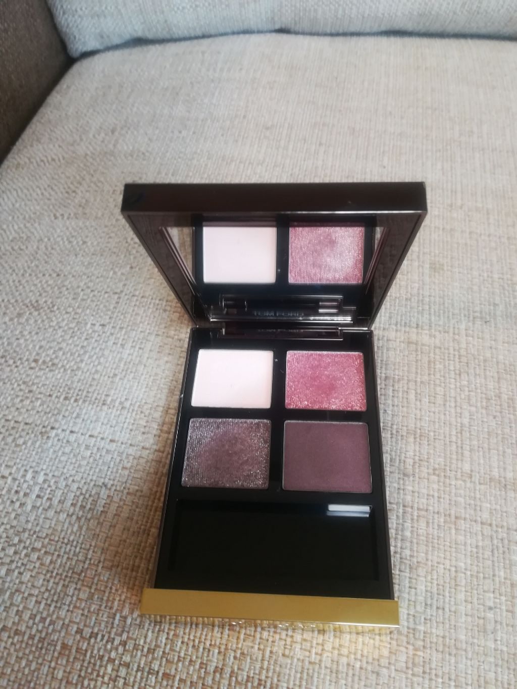 アイ カラー クォード 12 セダクティブ ローズ/TOM FORD BEAUTY/アイシャドウパレットを使ったクチコミ（1枚目）