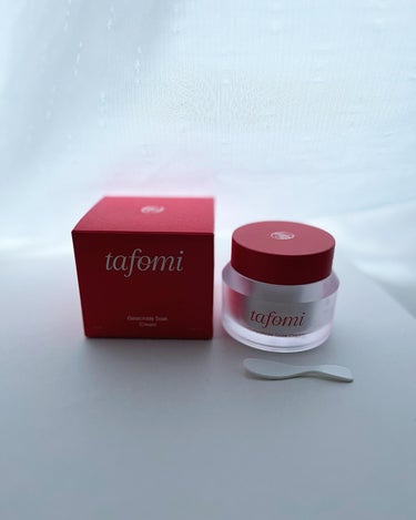 ベタつかないのにしっかり保湿✨
エイジングケアに最適クリーム🥰



TAFOMI
ガラマイドソーククリーム 50ml
Qoo10価格 1＋1 4311円




⭐︎ 柔らかく澄んだ肌にしてくれるピュ